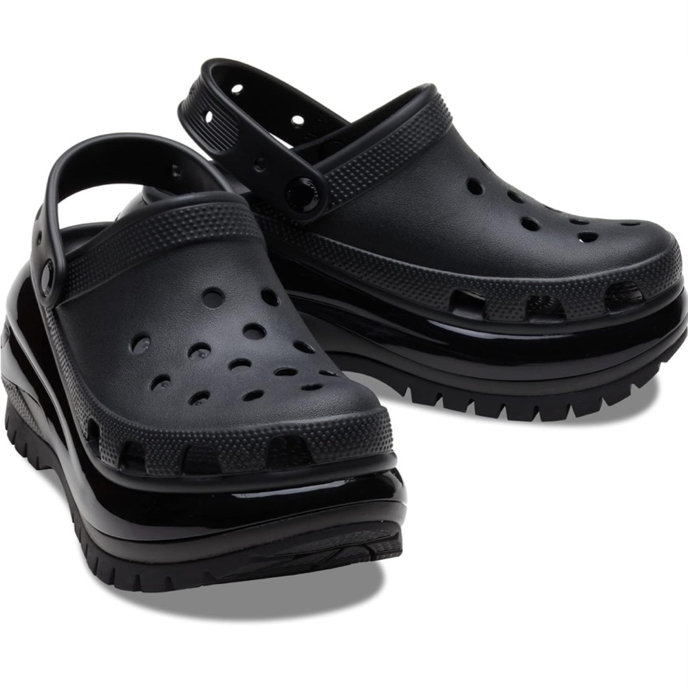 Crocs mega crush size 9